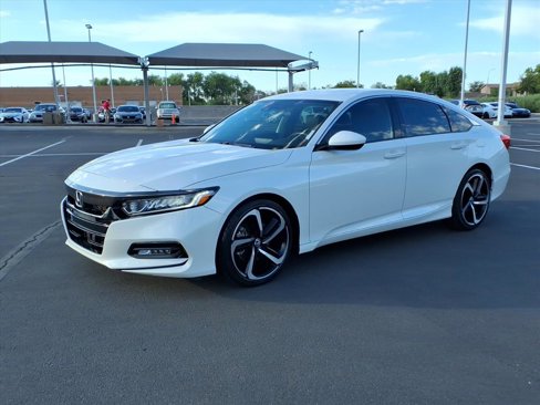 Used 2018 Honda Accord Sport image 12
