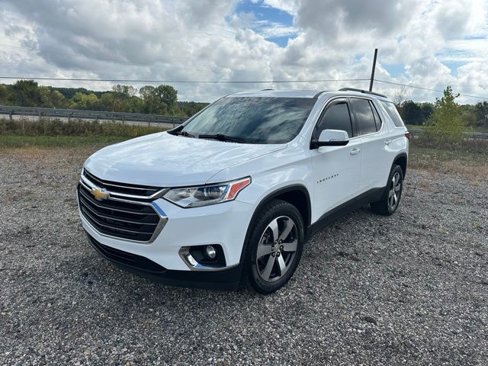 Used 2019 Chevrolet Traverse LT w/ LT Premium Package image 2