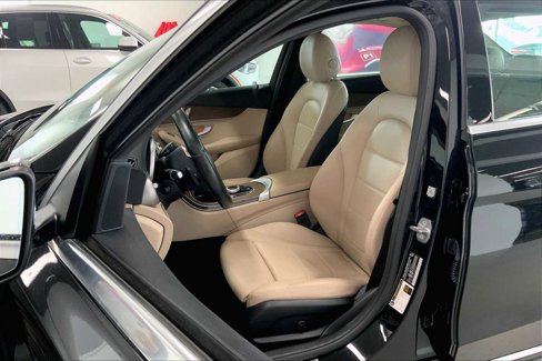 Used 2019 Mercedes-Benz C 300 4MATIC Sedan w/ Premium Package image 11