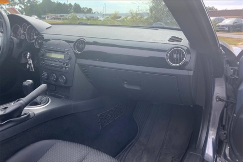Used 2007 MAZDA MX-5 Miata Touring image 16