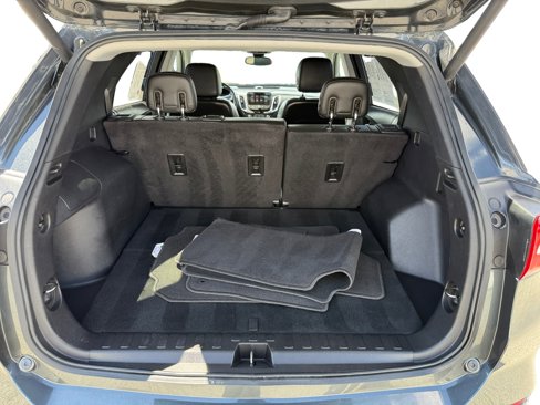 Used 2018 Chevrolet Equinox Premier image 17