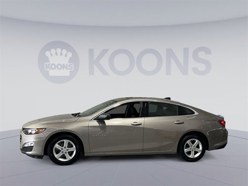 Used 2023 Chevrolet Malibu LS image 13