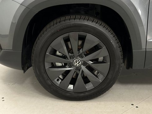 Used 2024 Volkswagen Taos S image 33