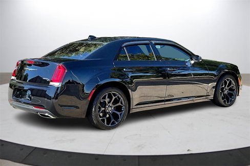 Certified 2019 Chrysler 300 S w/ 300S Premium Group image 8