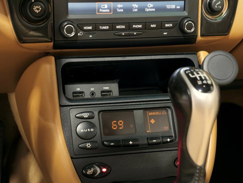 Used 2003 Porsche 911 Cabriolet image 95