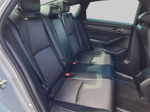 Used 2018 Honda Accord Sport image 46