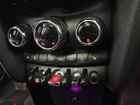 Used 2019 MINI Cooper 2-Door Hardtop image 44