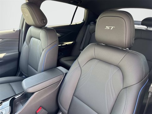 New 2026 Buick Envista Sport Touring w/ Convenience I Package image 13