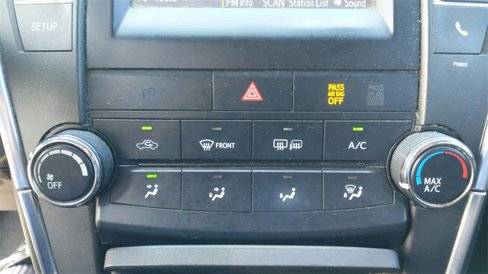 Used 2015 Toyota Camry SE image 26