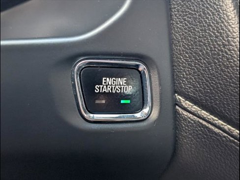 Used 2020 GMC Acadia SLT image 16