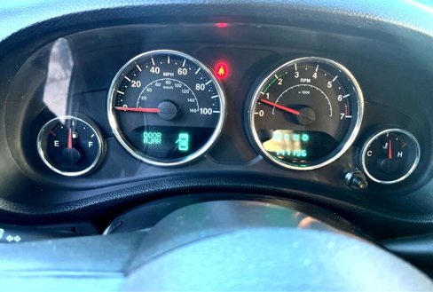 Used 2014 Jeep Wrangler Unlimited Sahara w/ Connectivity Group image 14