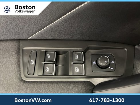 Certified 2022 Volkswagen Tiguan SE image 29