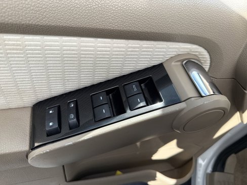 Used 2008 Ford Explorer XLT image 17