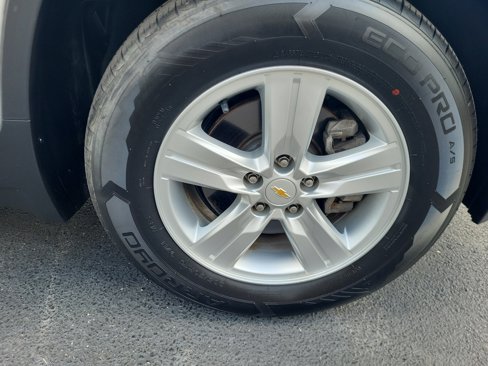 Used 2020 Chevrolet Trax LT w/ LT Convenience Package image 20