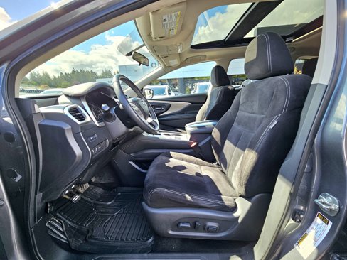 Used 2018 Nissan Murano SV image 18