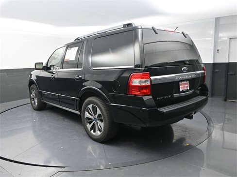 Used 2016 Ford Expedition Platinum image 5
