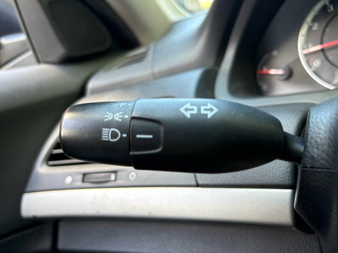 Used 2011 Honda Accord SE image 21