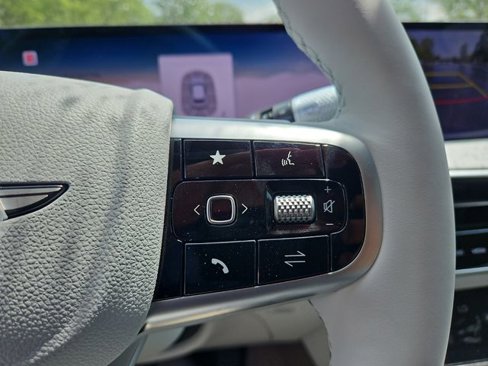 New 2026 Genesis GV70 2.5T Advanced image 11