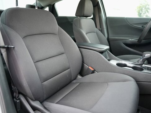 Used 2023 Chevrolet Malibu LT image 9