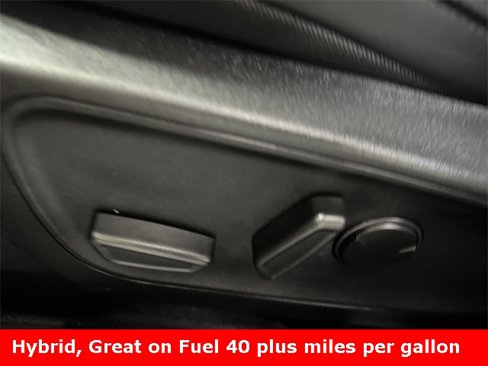 Used 2023 Ford Escape SE image 23