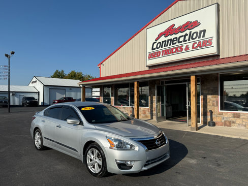 Used 2014 Nissan Altima 2.5 SV image 2