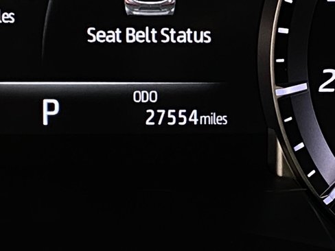 Used 2022 Toyota Highlander XLE image 19