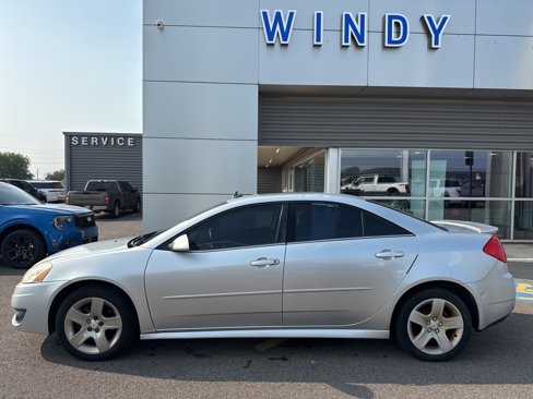Used 2010 Pontiac G6 Sedan image 8