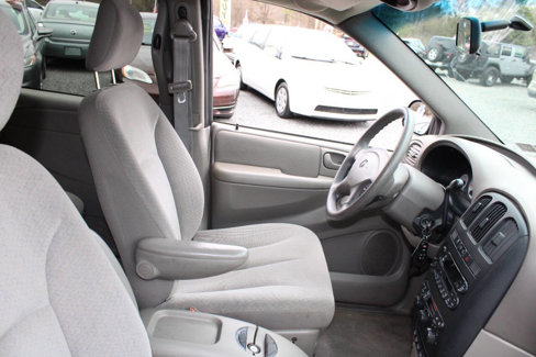 Used 2002 Dodge Grand Caravan Sport image 11