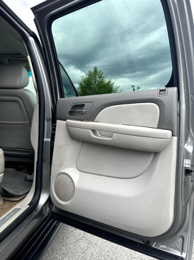 Used 2009 Chevrolet Suburban LTZ image 21