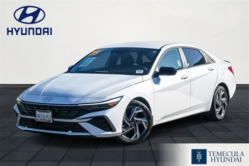 Certified 2025 Hyundai Elantra Sport image 1