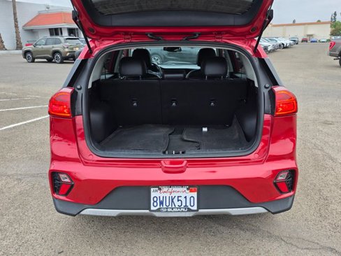 Used 2020 Kia Niro Touring image 11