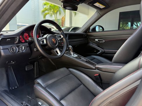 Used 2017 Porsche 911 Carrera 4S image 24