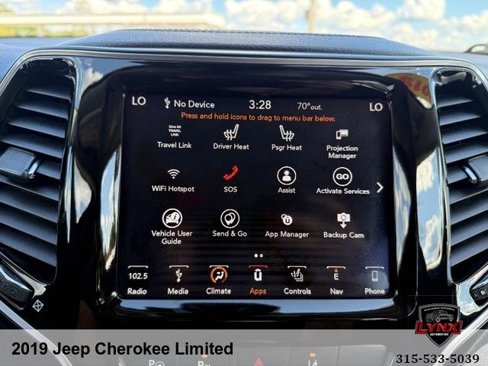 Used 2019 Jeep Cherokee Limited w/ Technology Group image 18