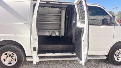 Used 2020 Chevrolet Express 2500 w/ Driver Convenience Package image 35