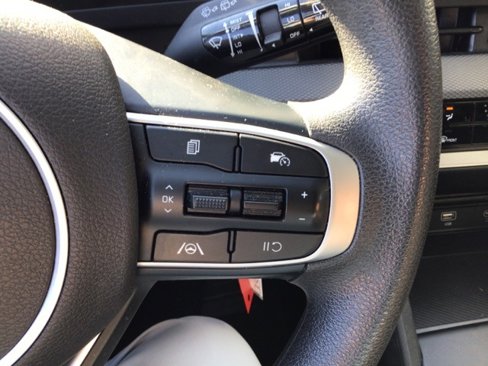 Used 2023 Kia Sportage LX image 22