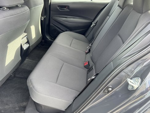 Used 2024 Toyota Corolla LE image 30