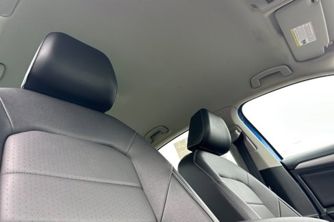 Used 2024 Volkswagen Jetta SE image 16