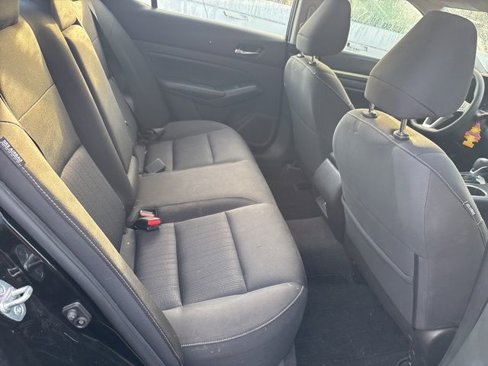 Used 2022 Nissan Altima 2.5 SV image 10