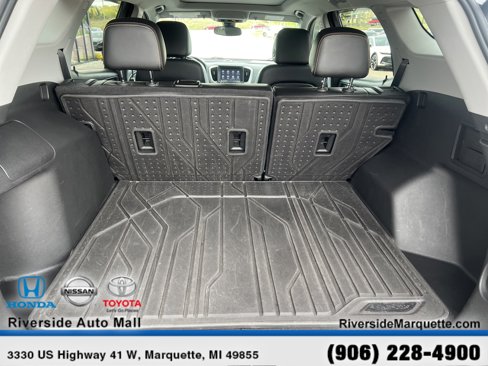 Used 2021 GMC Terrain SLT w/ Infotainment Package II image 12