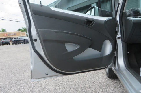 Used 2014 Chevrolet Spark LT image 32