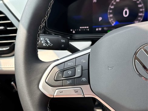 New 2025 Volkswagen Taos S image 25