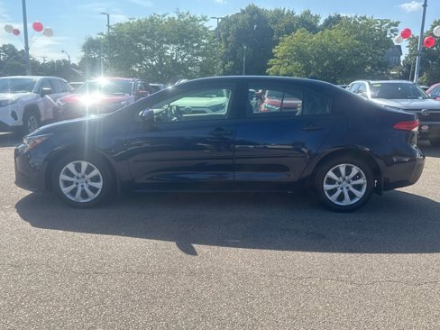 Used 2022 Toyota Corolla LE image 8