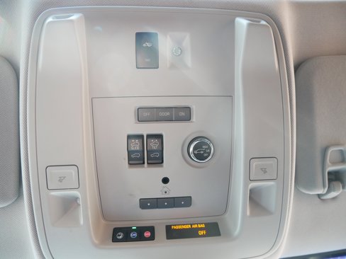 Used 2018 Cadillac Escalade ESV Luxury image 22