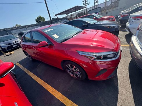 Used 2022 Kia Forte LXS image 4