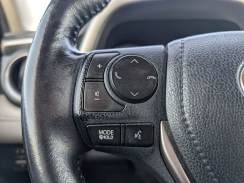Used 2016 Toyota RAV4 Limited image 18