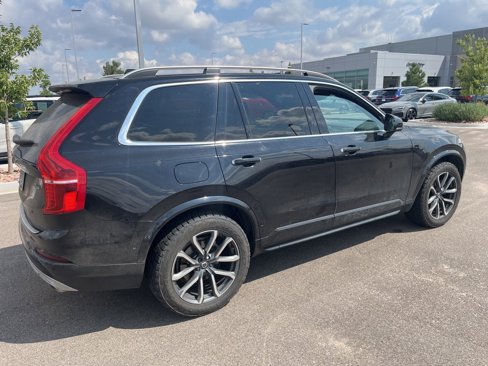 Used 2018 Volvo XC90 T6 Momentum w/ Convenience Package image 3
