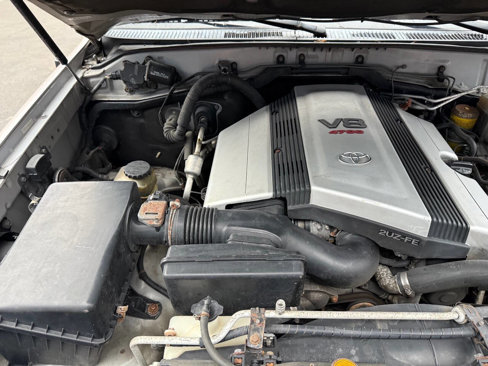 Used 2001 Toyota Land Cruiser image 23