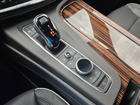 Certified 2024 Cadillac Escalade Premium Luxury image 14