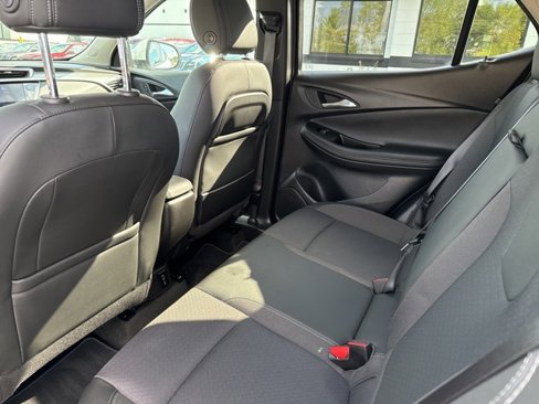 Certified 2022 Buick Encore GX Select w/ Sport Touring Package image 20