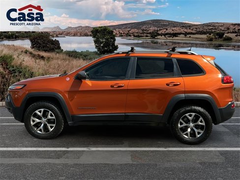 Used 2016 Jeep Cherokee Trailhawk w/ Cold Weather Group image 5